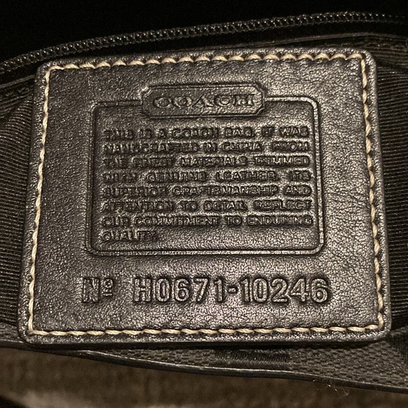 Coach Hampton Signature Jacquard Bag - Picture 13 of 13